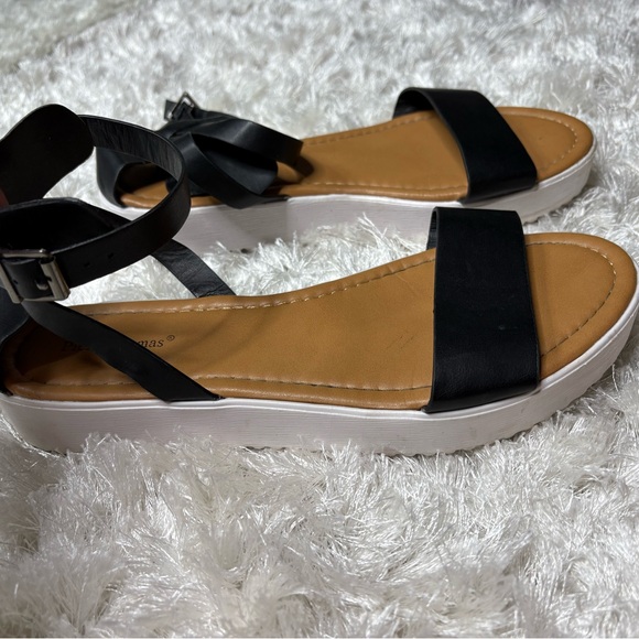 Sandals - Picture 6 of 8